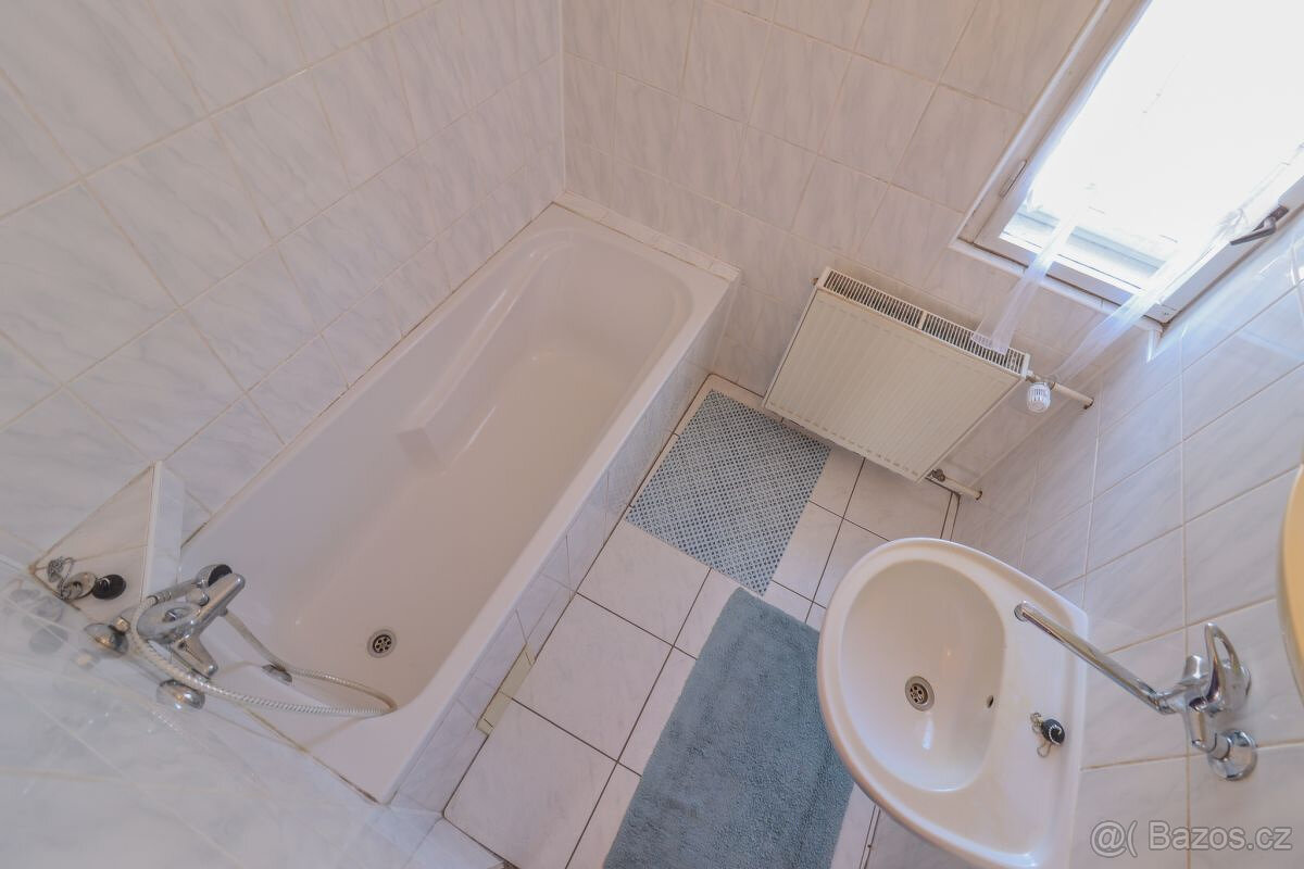 Rodinný dům se zahradou u řeky Otavy, Čepice u Sušice - 11