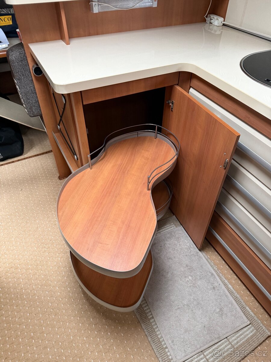 Hobby 560 CFE EXCELLENT 2011 - 11