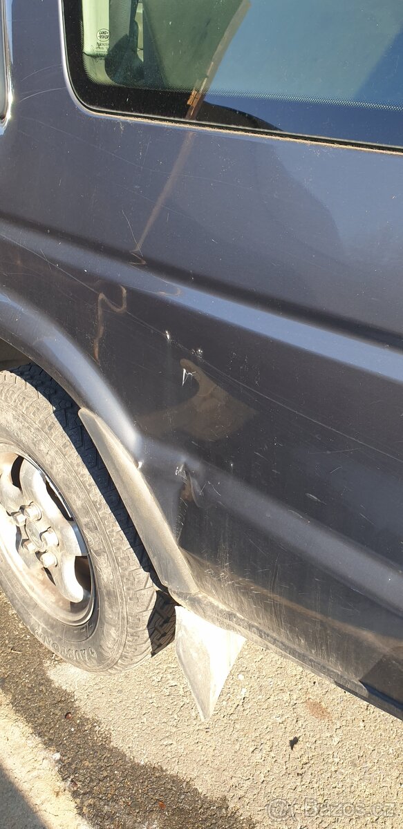 LAND ROVER DISCOVERY 2 - 11