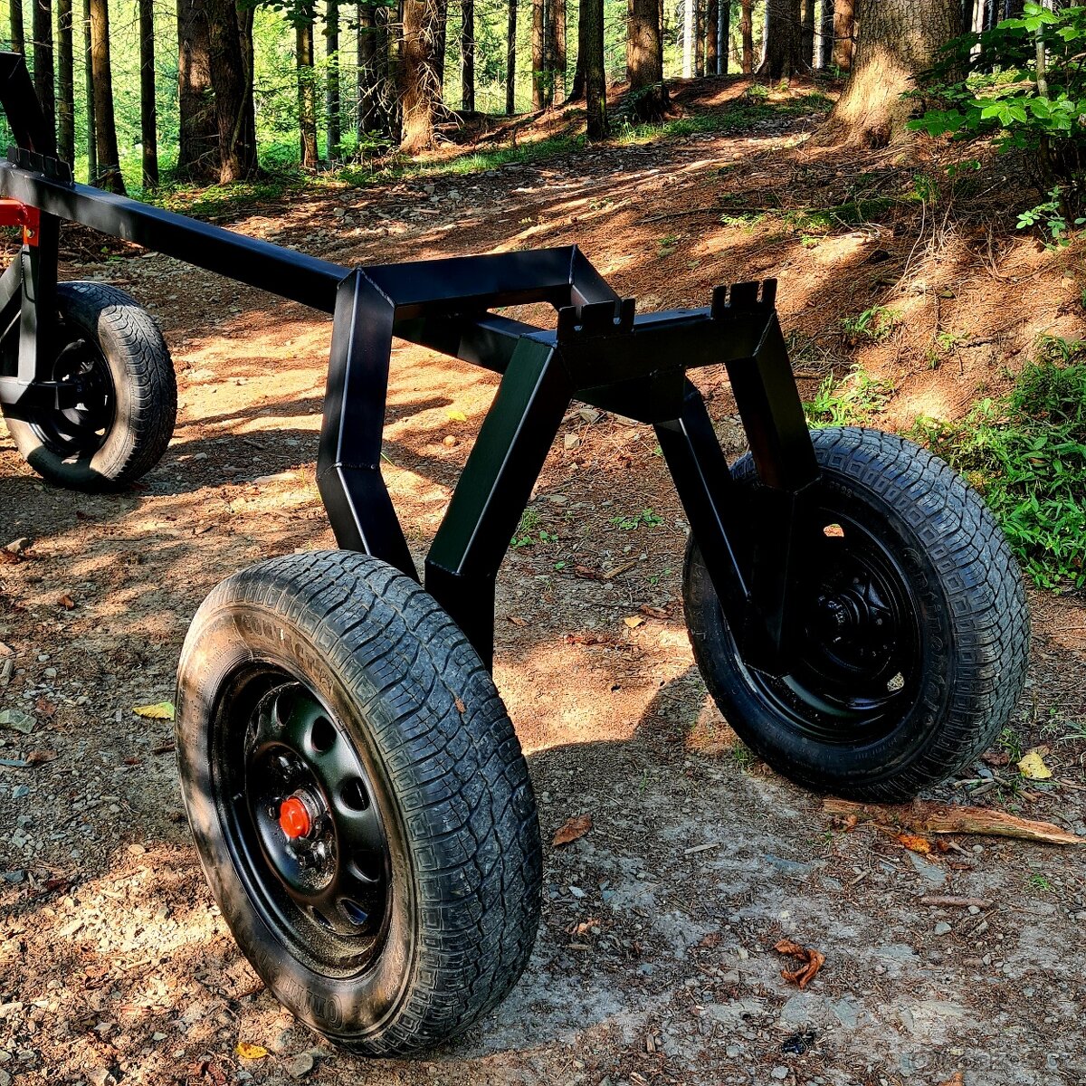 Vyvážečka dřeva kulatiny s navijakem - 11