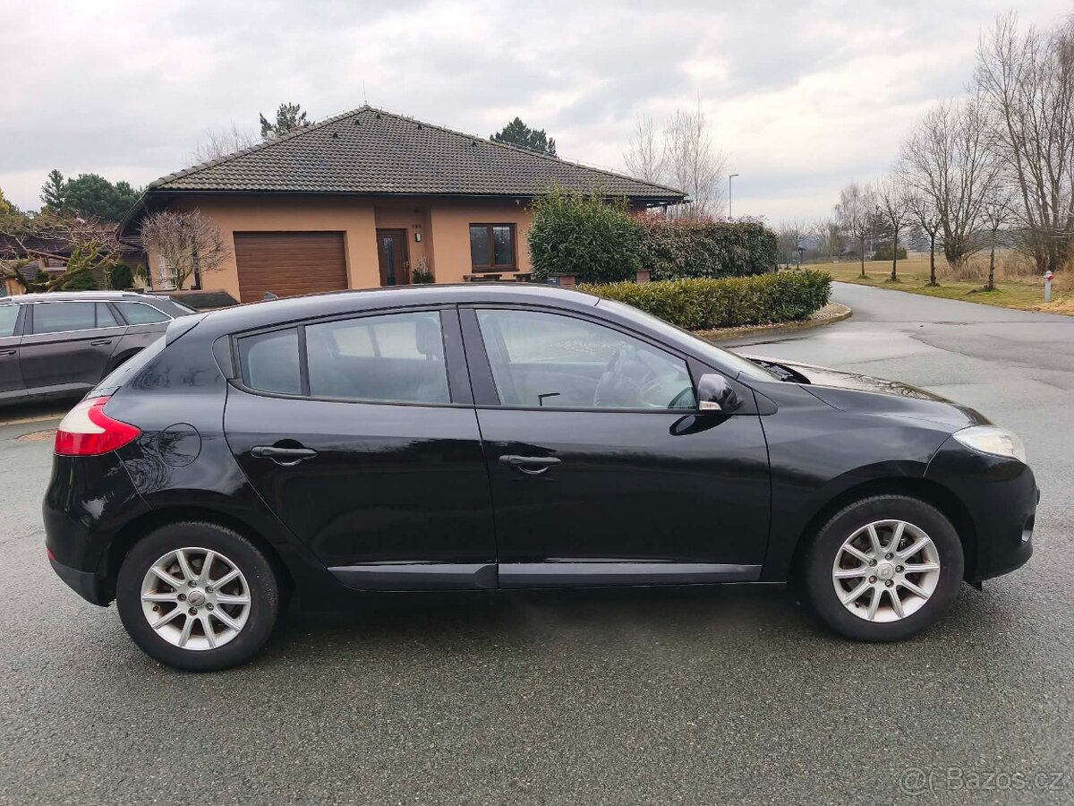 Renault Megane 1.6 benzín 81kw - 11