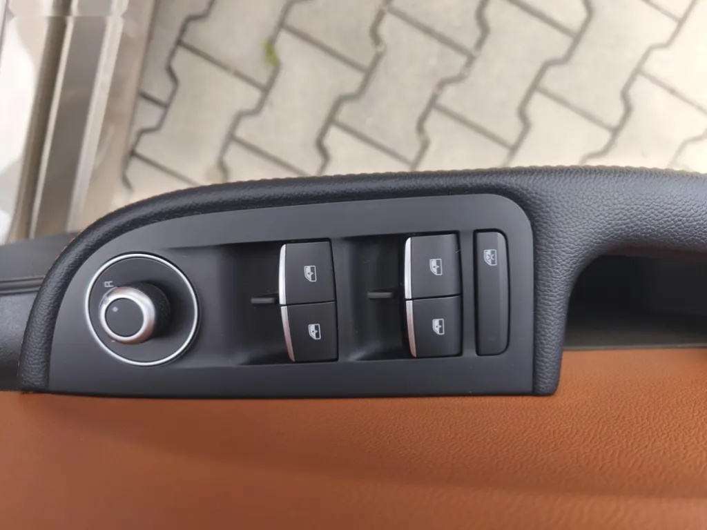 Alfa Romeo Giulia, 2.2 JTDM Rezervace - 11