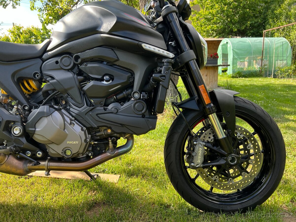 Ducati Monster 937 - 11