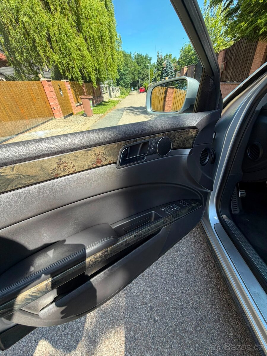 Volkswagen Phaeton 3.0 2009, max. výbava - 11