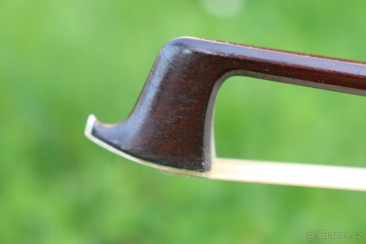 Nádherný smyčec od RICHARD WEICHOLD rok 1910 - 11