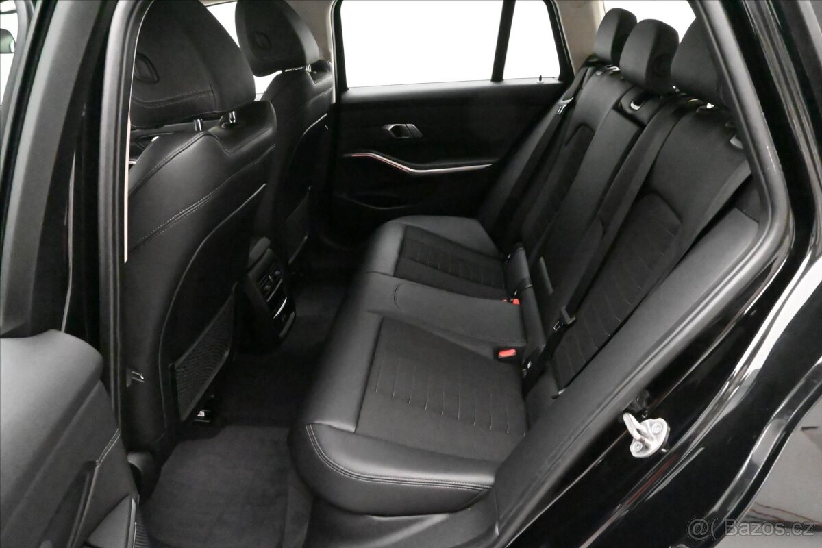 BMW Řada 3 2,0 320d 140kW Steptronic - 11