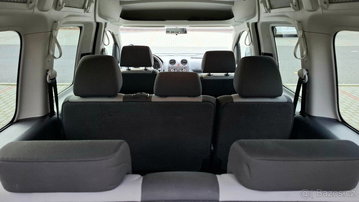 VW Caddy Maxi - 11