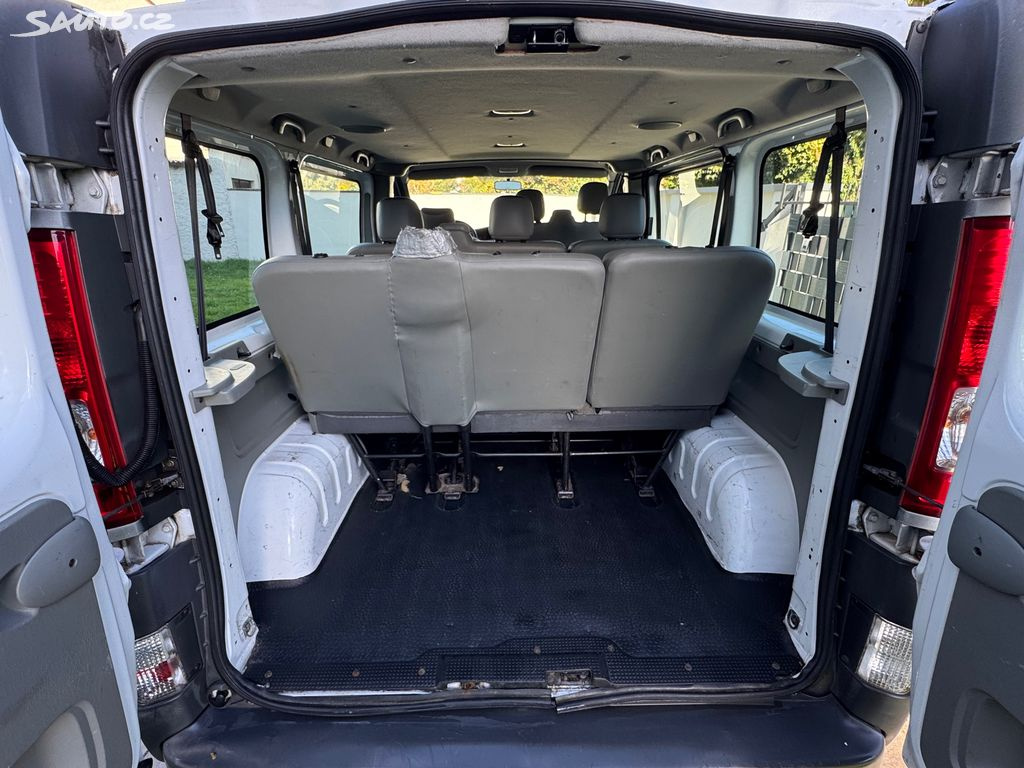 Opel Vivaro, 2.0,9MÍST,STK 03/2028 - 11