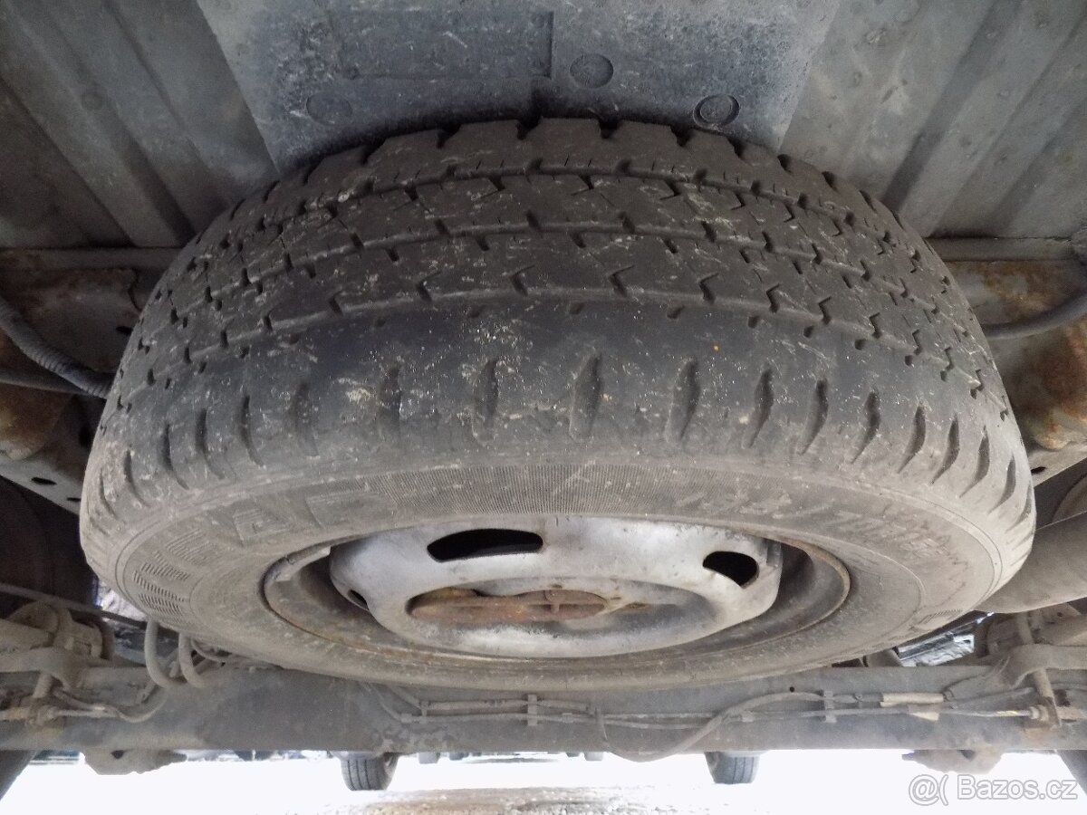 Ford Transit 2.2 TDCI 63 KW SWB 260 TAŽNÉ - 11