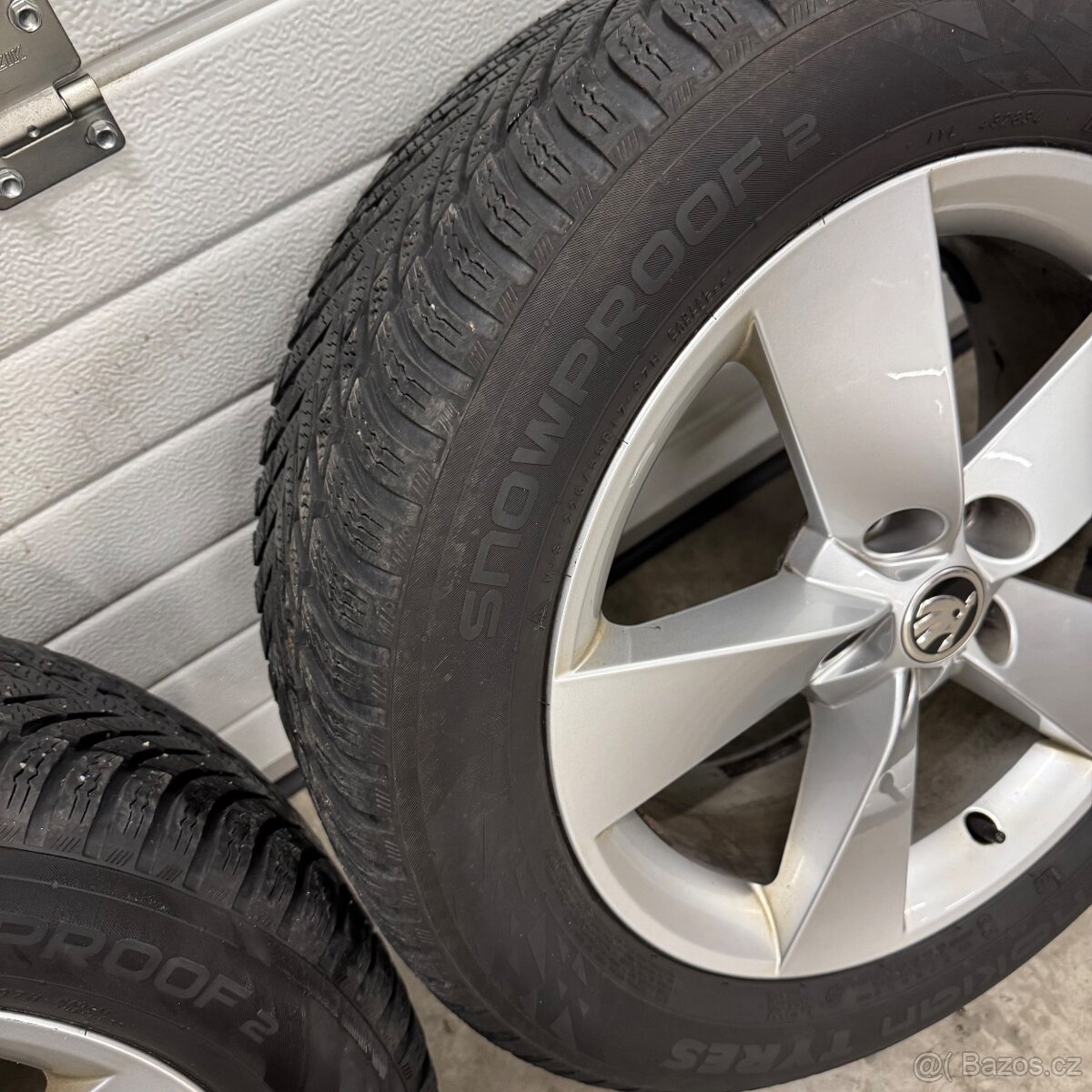 Zánovní zimní sada Karoq 225/55 r17 Nokian 7mm - 11