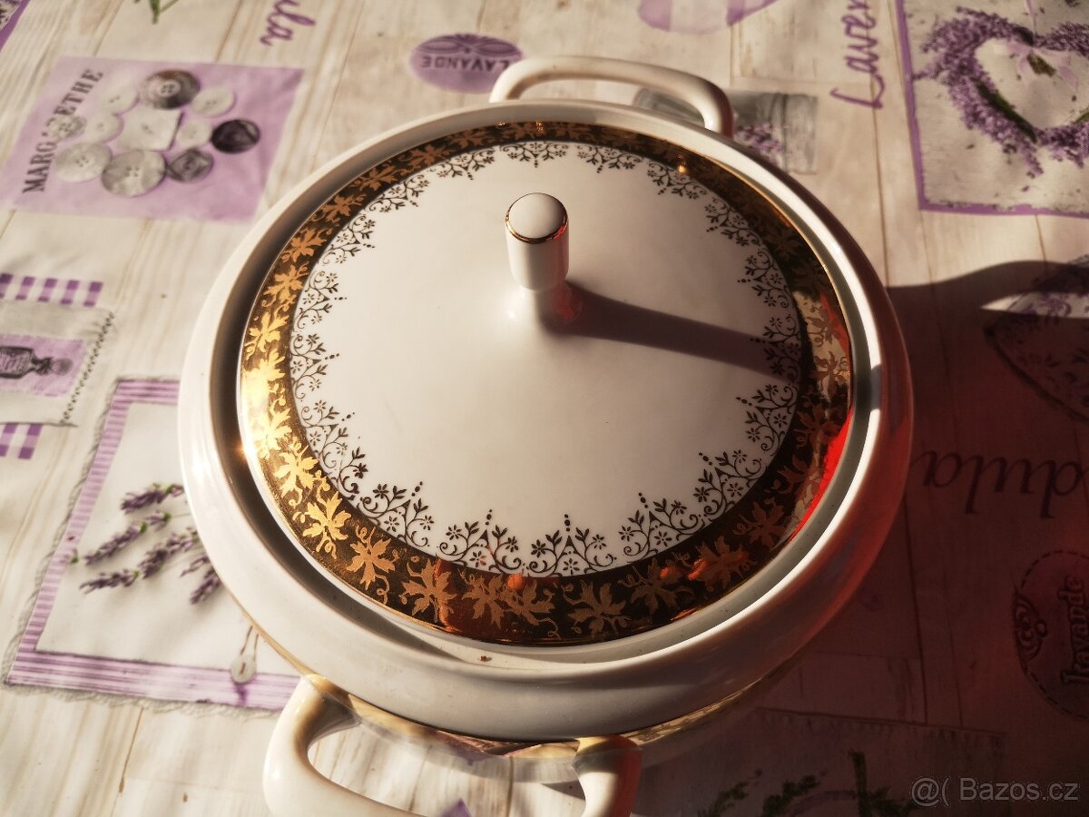 Nepoužitý jídelní servis - 11