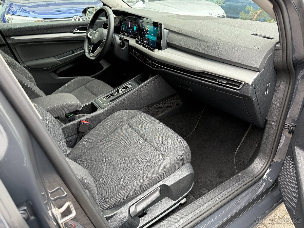 VW Golf Comfortline 1.0 eTSI 81kW DSG ACC - záruka Autodraft - 11