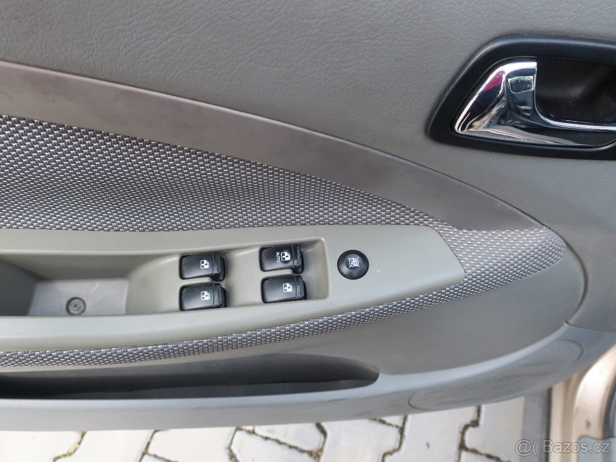 Chevrolet Nubira 2.0 TCDi 89 kW - 11