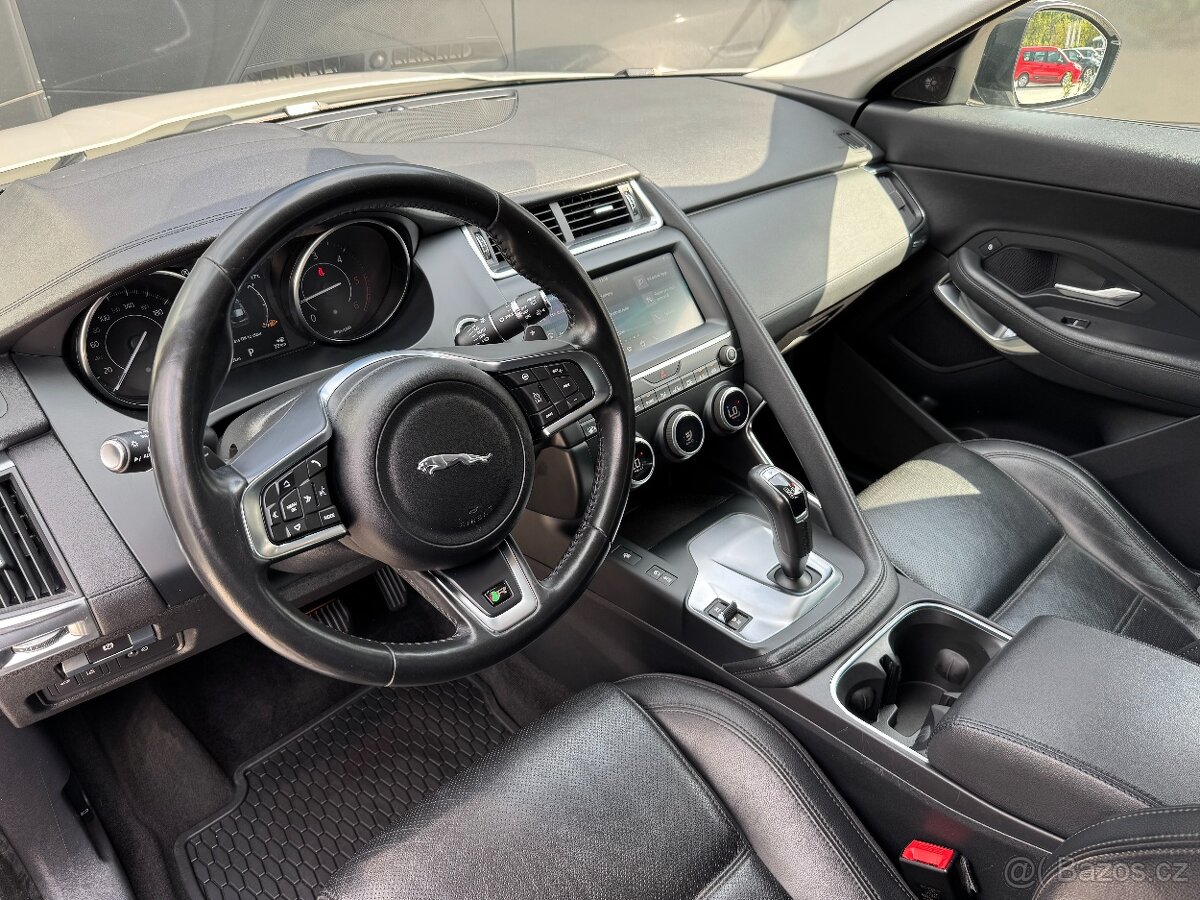 Jaguar E-Pace D150 R-Dynamic S 4WD AT - 11