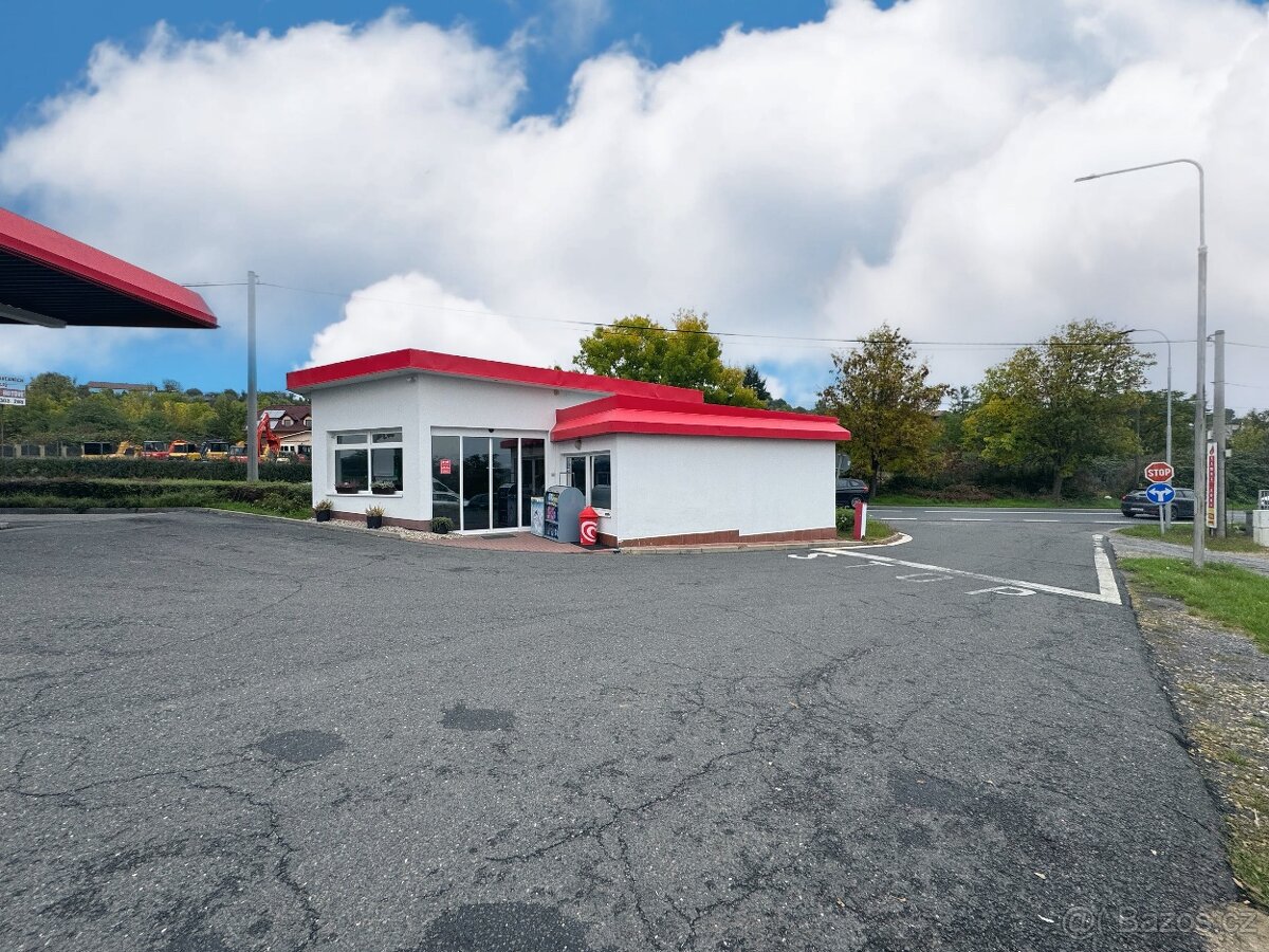 NABÍDKA PRODEJE ZAVEDENÉ ČERPACÍ STANICE PHM, V OBCI KLY - 11