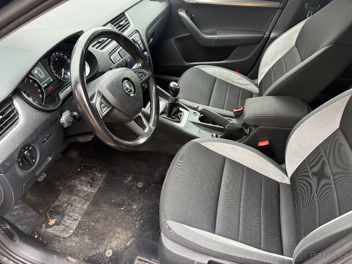 ŠKODA OCTAVIA KOMBI 3 2017 2.0TDI JOY - 11