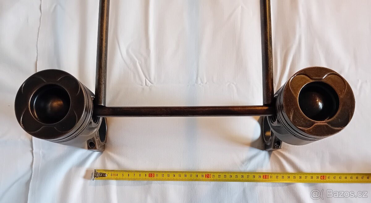 KONFERENČNÍ STOLEK PATINOVANÝ KOV - TVRZENÉ SKLO - 11