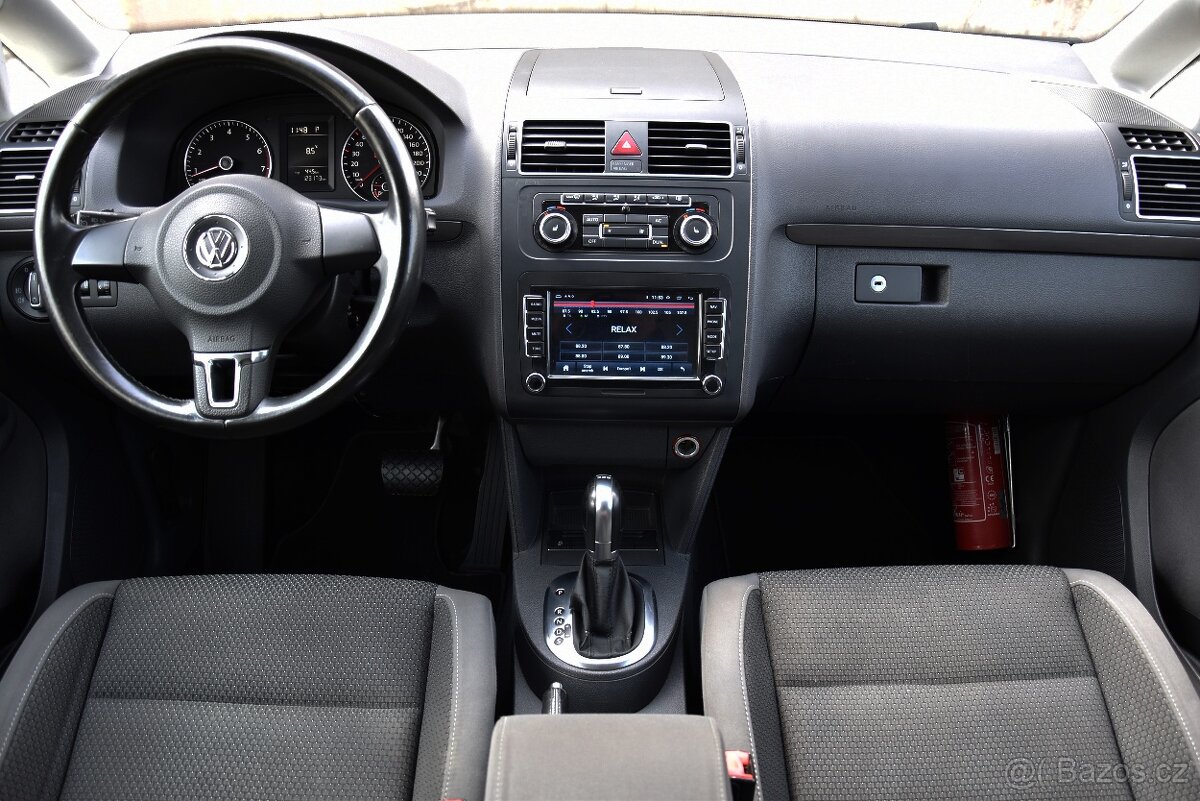 Volkswagen Touran 1.4 TSi DSG,KLIMA,TEMPOMAT,VÝHŘEV,123173KM - 11