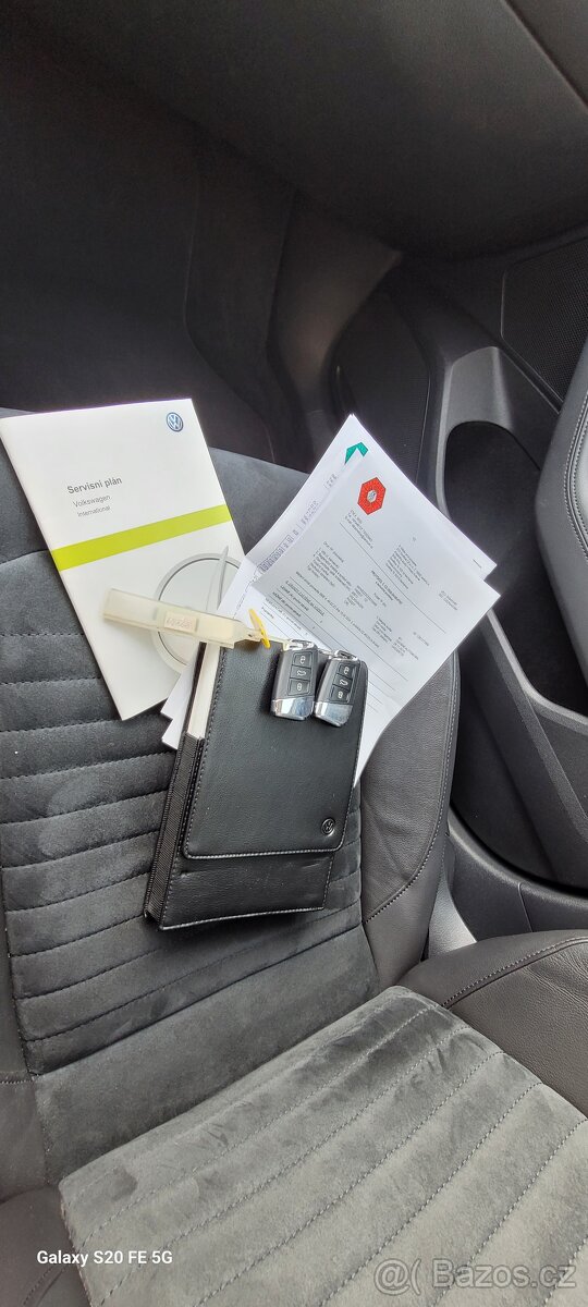 Volkswagen Passat 2,0 TDi Highline sedan - 11