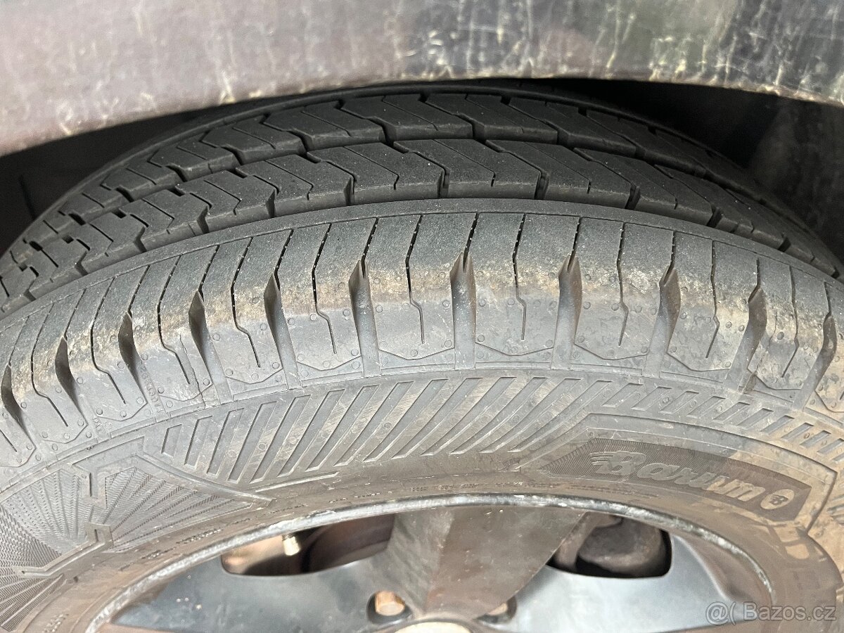 Opel Vivaro 2,5 CDTI - 11