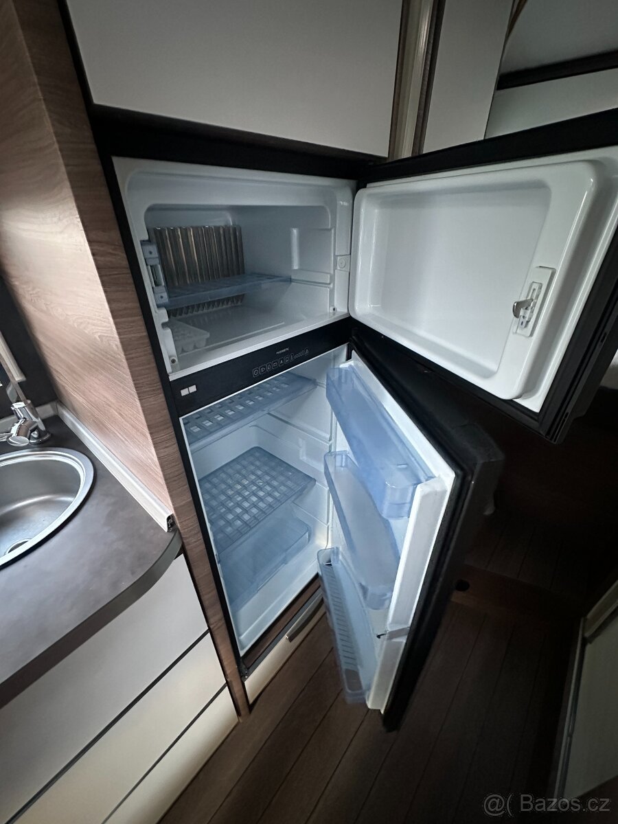 Knaus Live Traveller 650 DG - 11