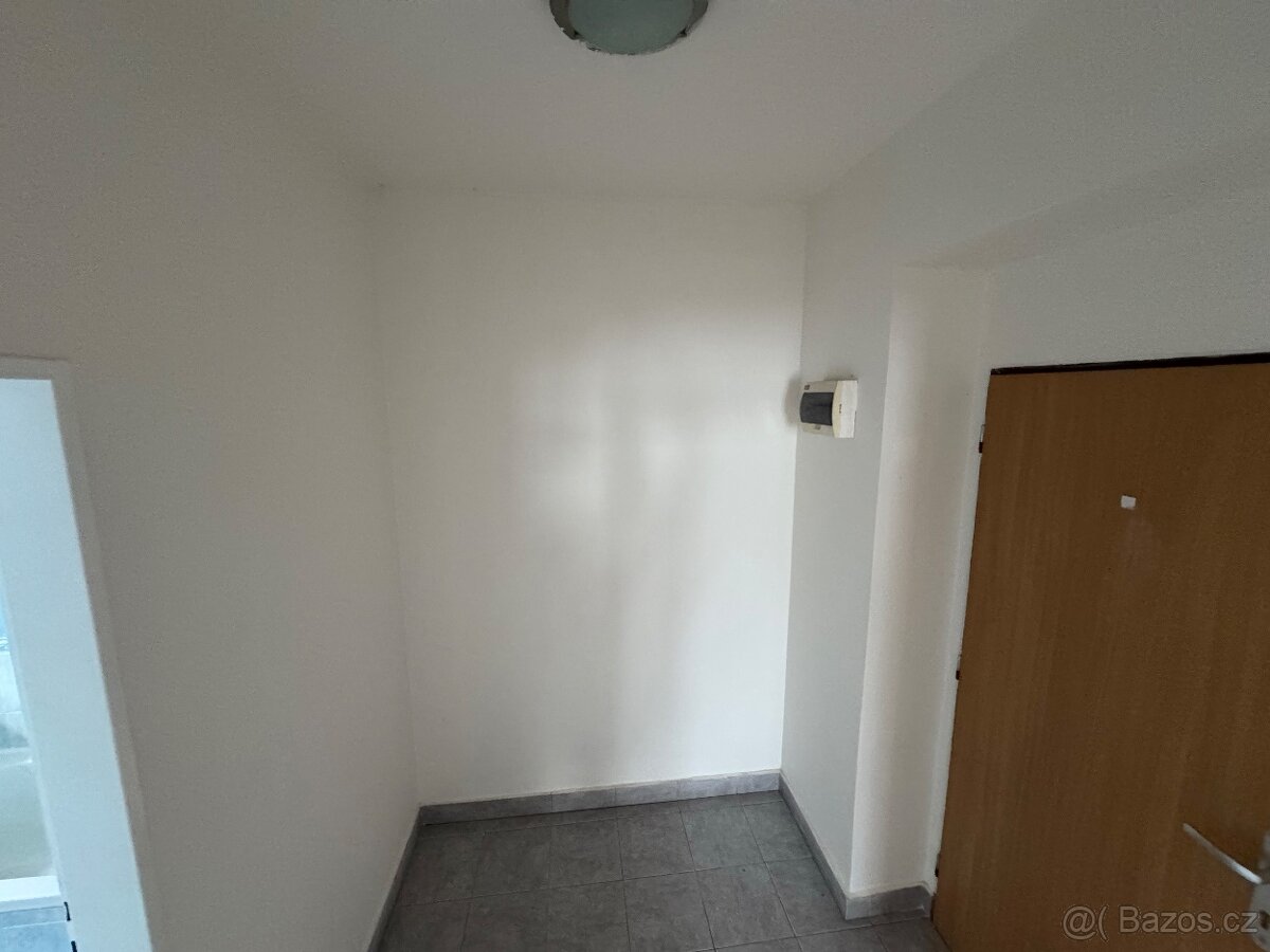 Byt 1+kk, Nádražní 261 / Zákupy (po rekonstrukci) - pronájem - 11