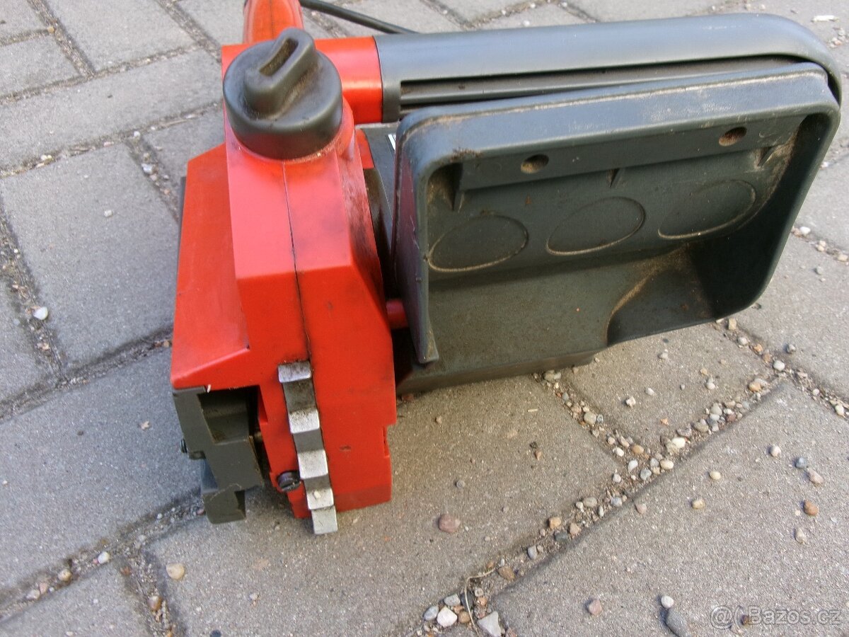 Prodám elektrickou pilu - 11