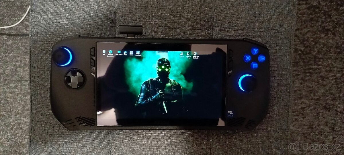 MSI Claw A1M 054-CZ - 11