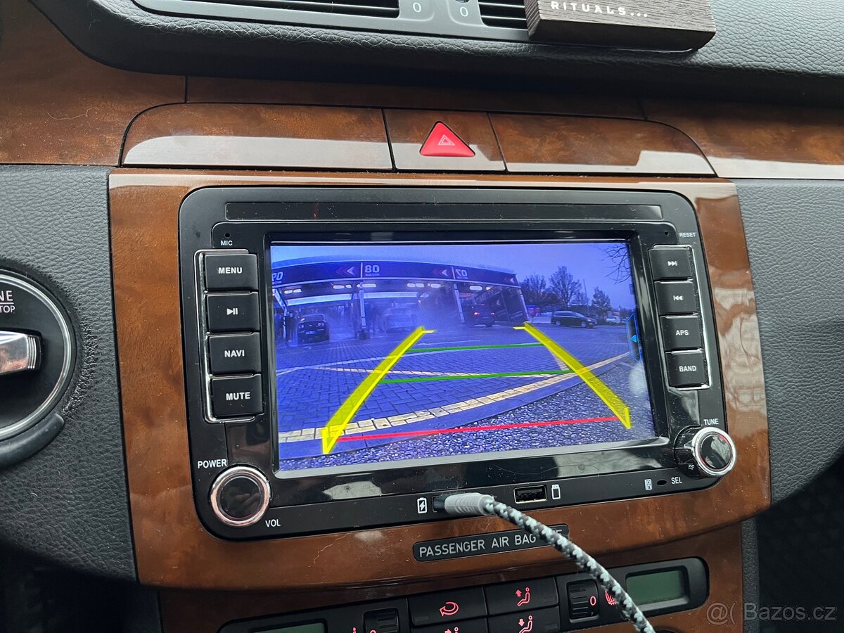Volkswagen Passat B6 kůže/103kw - 11