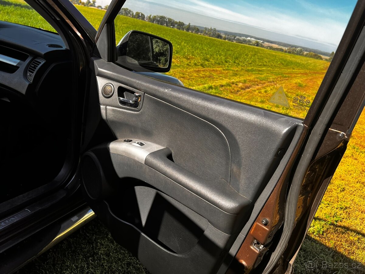 KIA Sportage 2.0i 4WD LPG - 11