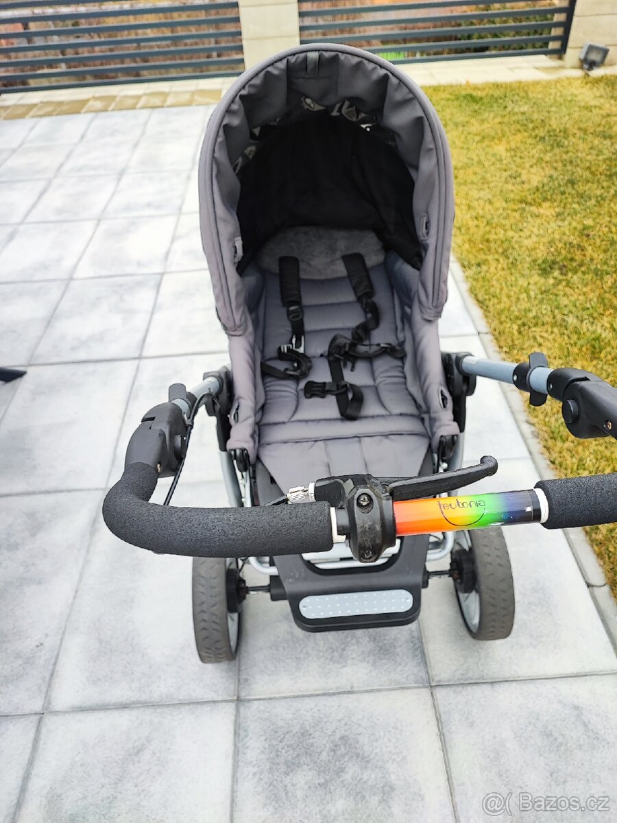 Kočárek Teutonia - 11