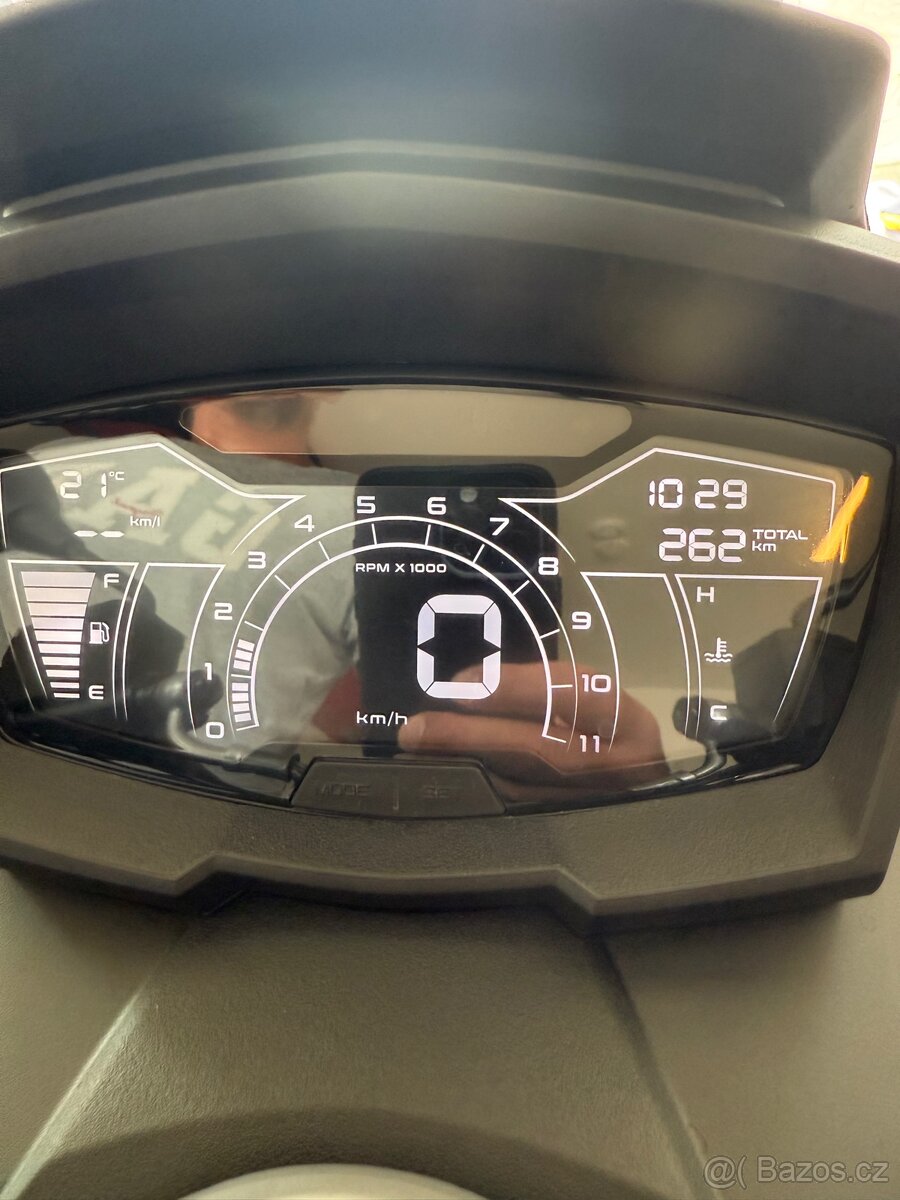 zánovní Aprila SR 125 GT - 11