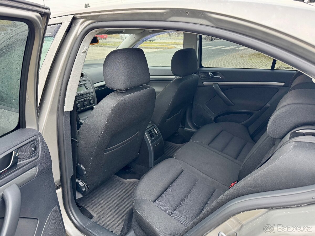 Škoda Octavia II 1.6 MPI 75 kW, Elegance, 2007 - 11