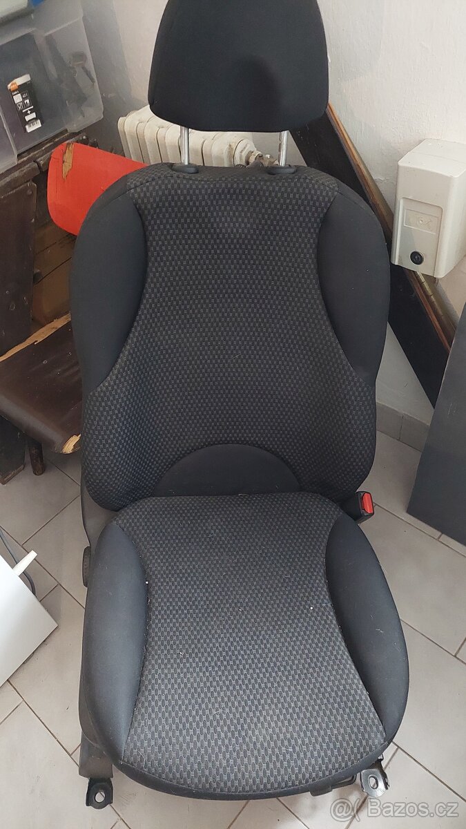 Nissan Note 1.4 - 11