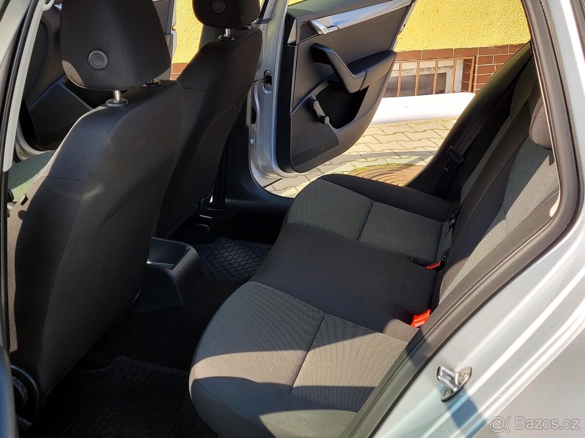 Škoda Octavia, 1,2 TSi - PO ROZVODECH - 11