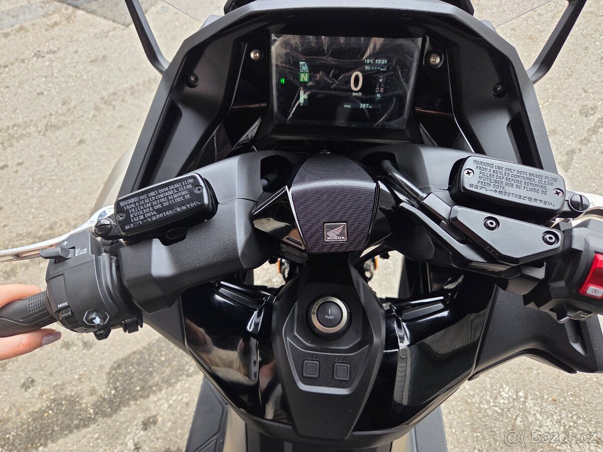 Honda Forza 750 - novy model - 11