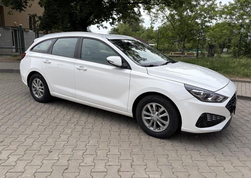 Hyundai i30, 1.6 CRDi automat - 11