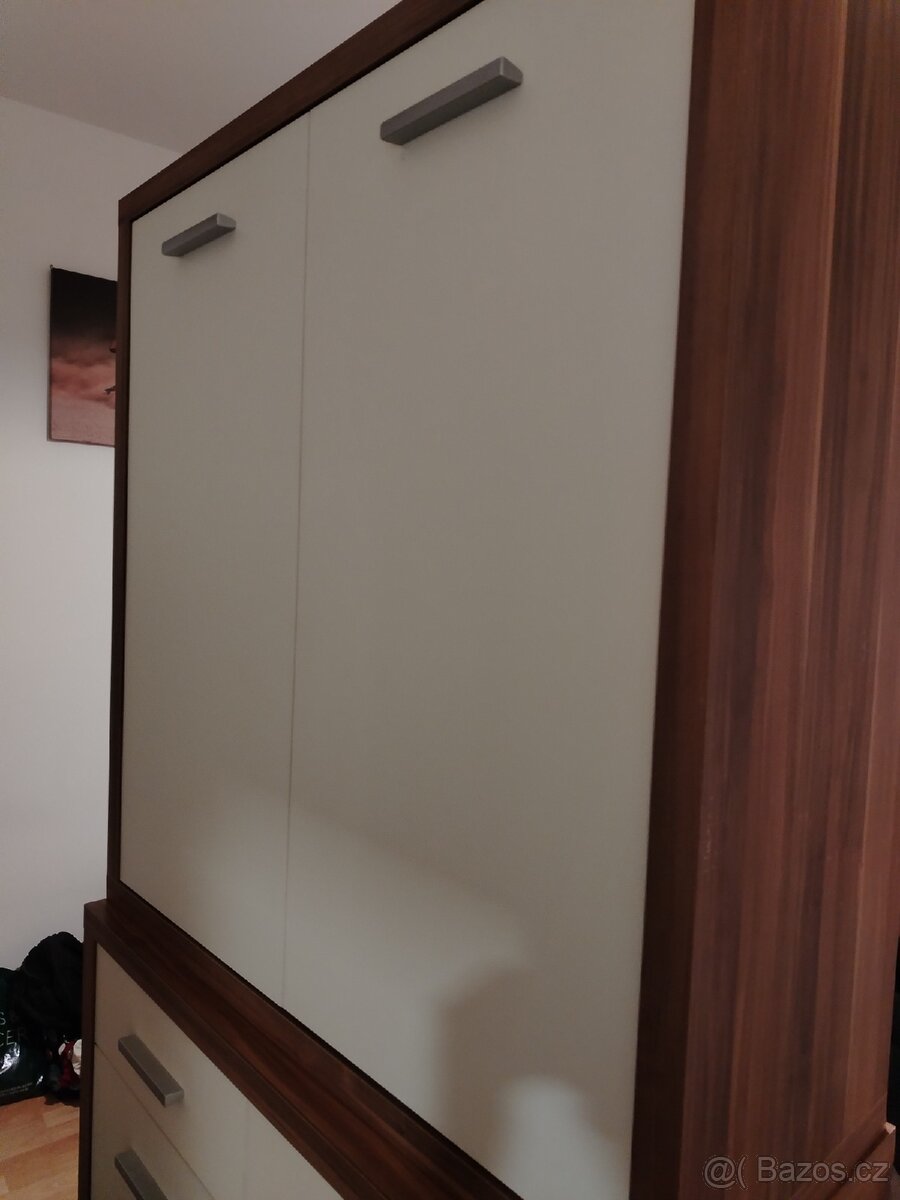 Komoda, skříňka - 11