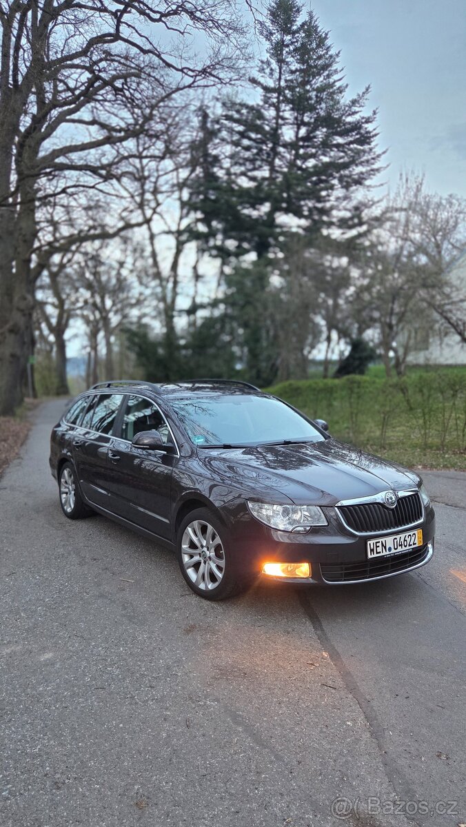 Škoda Superb 2 2011 - 11