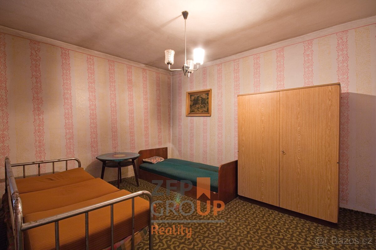 Prodej rodinného domu o rozloze 240 m², Radiměř, ev.č. 00453 - 11