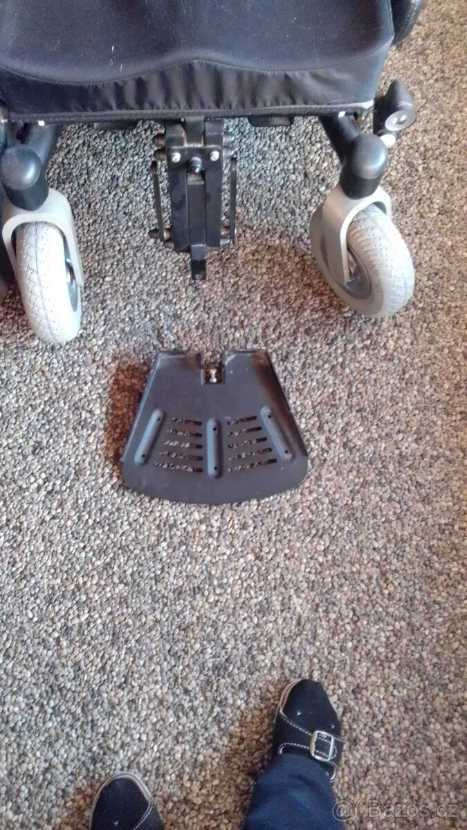 Elektrický invalidní vozík - 11