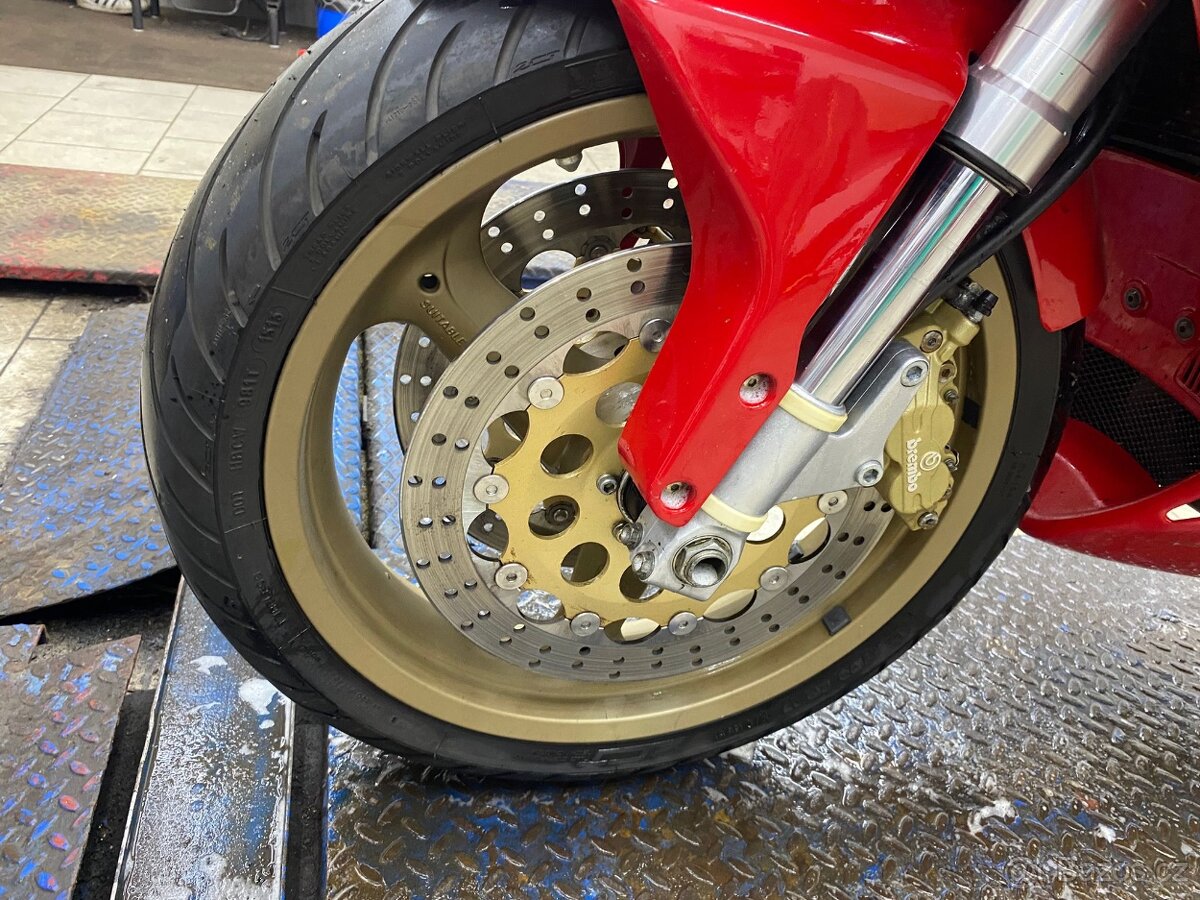 Ducati ST2 Rok 2000 - 11