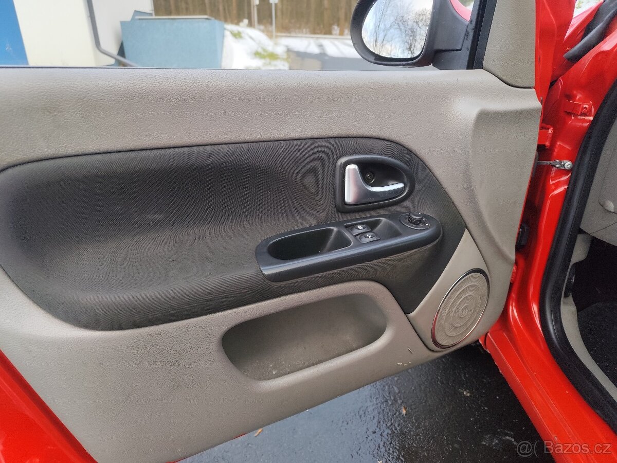 Renault Thalia 2011, Nové v ČR 1.majitel, 1.2i 55kw. - 11