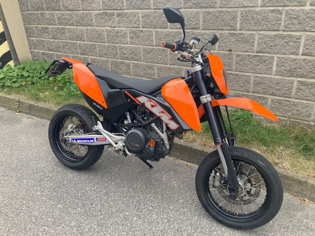 KTM 690 smc stavba R - 11