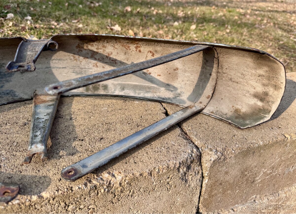 Jawa 350 634 - přední blatník - 11