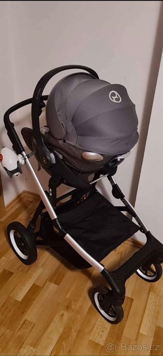 Kočárek Thule Sleek + korbička + autosedačka + další - 11