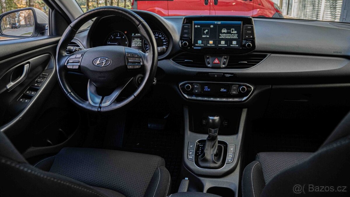 Hyundai i30 CW 1.6 CRDi Classic DTC - 11