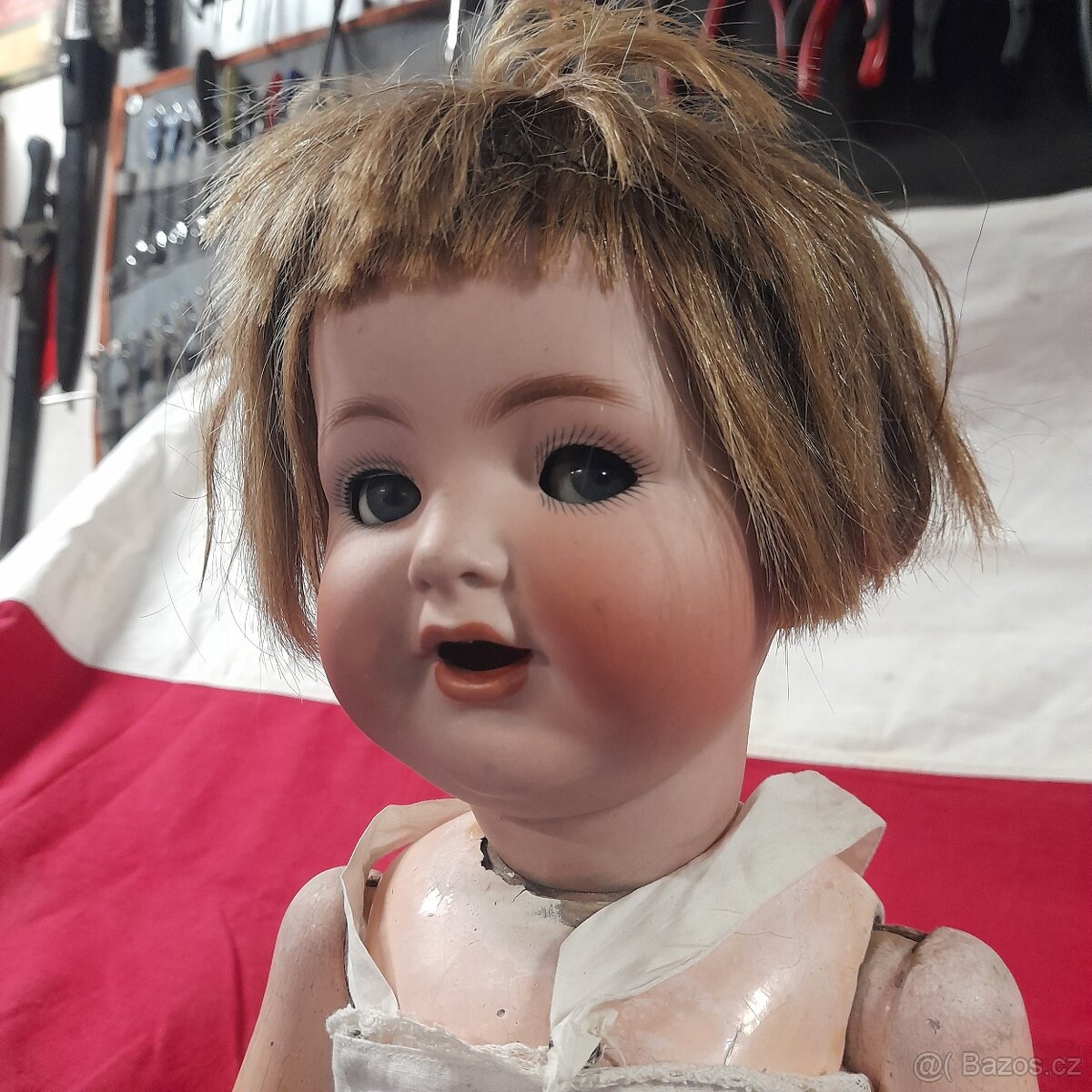 Stará porcelánová panenka - 11