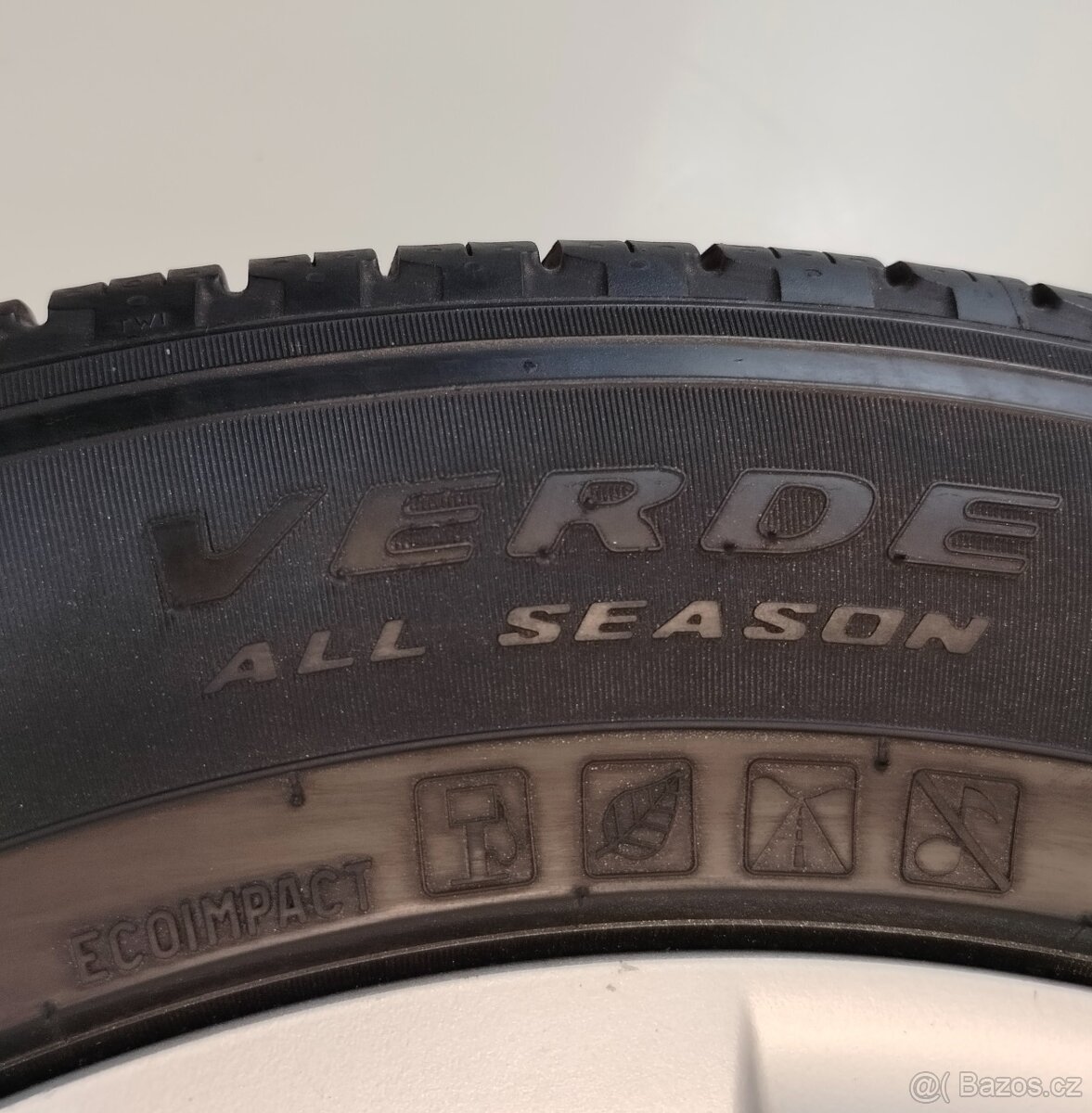 Kola na Hyundai Santa Fe 7Jx18 ET41 pneu celoroční Pirelli - 11