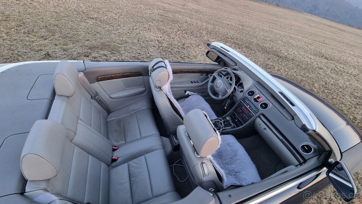 Audi A4 cabrio 2.4 V6 - 11